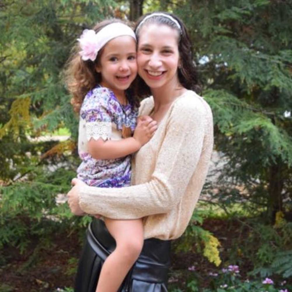 Meet your Posher, Sara